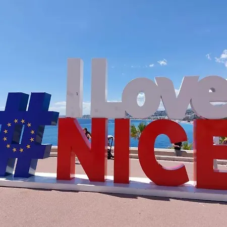 Magnifique Centre-ville Apartamento Niza