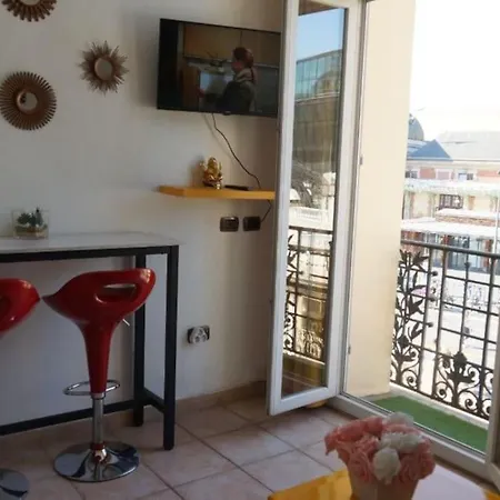 Magnifique Centre-ville Apartment *