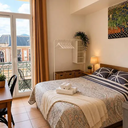 Magnifique Centre-ville Apartament